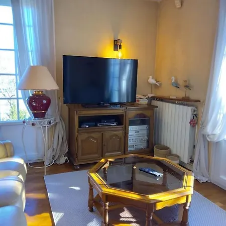 La Petite Colline Du Cros, A Louer