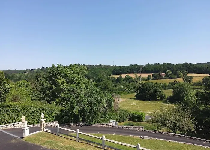 La Petite Colline Du Cros, A Louer *