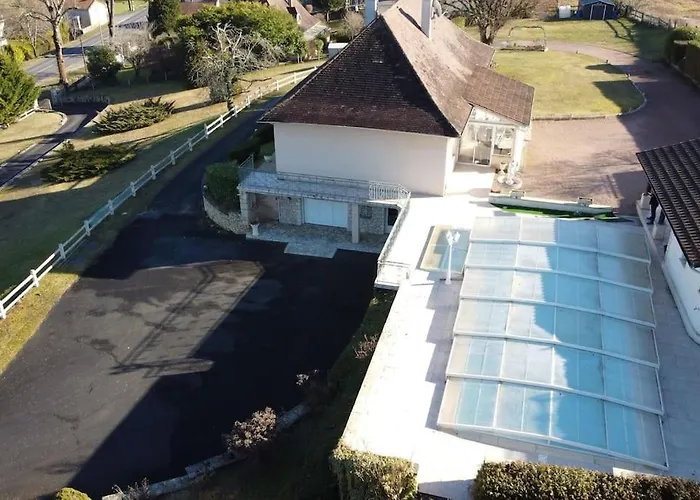 Villa La Petite Colline Du Cros, A Louer